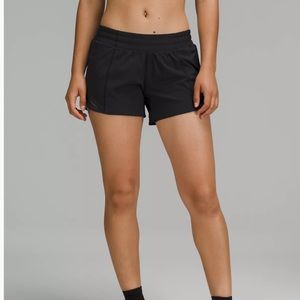Lululemon Hotty Hot Short